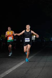 BIB: 41000
                            <button type="button" onclick="openModal(7782026)" class="btn btn-primary btn-sm float-right btn-popup" data-toggle="modal" data-target=".modal-high-quality">
                        <i class="fas fa-shopping-cart"></i> Add to Cart
                    </button>
                                            <button type="button" onclick="isThisMe(7782026, true)" class="btn btn-success btn-sm float-right btn-popup btn-isme hidden" data-toggle="tooltip" data-placement="bottom" title="นี่คือรูปของคุณใช่ไหม คลิกที่นี่เพื่อเอาเข้าอัลบั้ม">
                        <i class="fas fa-plus"></i> Add to album
                    </button>
                    <button type="button" onclick="isThisMe(7782026, false)" class="btn btn-warning btn-sm float-right btn-popup btn-isnotme hidden">
                        <i class="fas fa-ban"></i> Remove from album
                    </button>