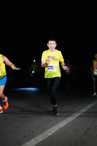 BIB: 405
                            <button type="button" onclick="openModal(7781792)" class="btn btn-primary btn-sm float-right btn-popup" data-toggle="modal" data-target=".modal-high-quality">
                        <i class="fas fa-shopping-cart"></i> Add to Cart
                    </button>
                                            <button type="button" onclick="isThisMe(7781792, true)" class="btn btn-success btn-sm float-right btn-popup btn-isme hidden" data-toggle="tooltip" data-placement="bottom" title="นี่คือรูปของคุณใช่ไหม คลิกที่นี่เพื่อเอาเข้าอัลบั้ม">
                        <i class="fas fa-plus"></i> Add to album
                    </button>
                    <button type="button" onclick="isThisMe(7781792, false)" class="btn btn-warning btn-sm float-right btn-popup btn-isnotme hidden">
                        <i class="fas fa-ban"></i> Remove from album
                    </button>