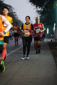 BIB: 20267, 195
                            <button type="button" onclick="openModal(8136082)" class="btn btn-primary btn-sm float-right btn-popup" data-toggle="modal" data-target=".modal-high-quality">
                        <i class="fas fa-shopping-cart"></i> Add to Cart
                    </button>
                                            <button type="button" onclick="isThisMe(8136082, true)" class="btn btn-success btn-sm float-right btn-popup btn-isme hidden" data-toggle="tooltip" data-placement="bottom" title="นี่คือรูปของคุณใช่ไหม คลิกที่นี่เพื่อเอาเข้าอัลบั้ม">
                        <i class="fas fa-plus"></i> Add to album
                    </button>
                    <button type="button" onclick="isThisMe(8136082, false)" class="btn btn-warning btn-sm float-right btn-popup btn-isnotme hidden">
                        <i class="fas fa-ban"></i> Remove from album
                    </button>