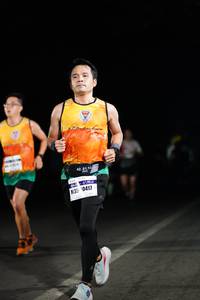 BIB: 422110, 0417
                            <button type="button" onclick="openModal(7792763)" class="btn btn-primary btn-sm float-right btn-popup" data-toggle="modal" data-target=".modal-high-quality">
                        <i class="fas fa-shopping-cart"></i> Add to Cart
                    </button>
                                            <button type="button" onclick="isThisMe(7792763, true)" class="btn btn-success btn-sm float-right btn-popup btn-isme hidden" data-toggle="tooltip" data-placement="bottom" title="นี่คือรูปของคุณใช่ไหม คลิกที่นี่เพื่อเอาเข้าอัลบั้ม">
                        <i class="fas fa-plus"></i> Add to album
                    </button>
                    <button type="button" onclick="isThisMe(7792763, false)" class="btn btn-warning btn-sm float-right btn-popup btn-isnotme hidden">
                        <i class="fas fa-ban"></i> Remove from album
                    </button>