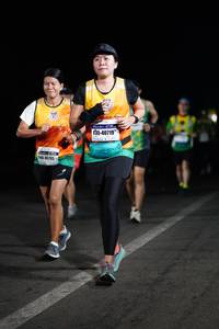 BIB: 40719, 495
                            <button type="button" onclick="openModal(7903121)" class="btn btn-primary btn-sm float-right btn-popup" data-toggle="modal" data-target=".modal-high-quality">
                        <i class="fas fa-shopping-cart"></i> Add to Cart
                    </button>
                                            <button type="button" onclick="isThisMe(7903121, true)" class="btn btn-success btn-sm float-right btn-popup btn-isme hidden" data-toggle="tooltip" data-placement="bottom" title="นี่คือรูปของคุณใช่ไหม คลิกที่นี่เพื่อเอาเข้าอัลบั้ม">
                        <i class="fas fa-plus"></i> Add to album
                    </button>
                    <button type="button" onclick="isThisMe(7903121, false)" class="btn btn-warning btn-sm float-right btn-popup btn-isnotme hidden">
                        <i class="fas fa-ban"></i> Remove from album
                    </button>