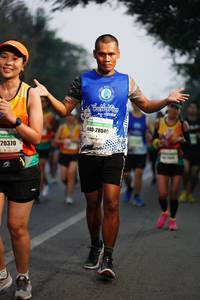 BIB: 28040, 20370
                            <button type="button" onclick="openModal(8141678)" class="btn btn-primary btn-sm float-right btn-popup" data-toggle="modal" data-target=".modal-high-quality">
                        <i class="fas fa-shopping-cart"></i> Add to Cart
                    </button>
                                            <button type="button" onclick="isThisMe(8141678, true)" class="btn btn-success btn-sm float-right btn-popup btn-isme hidden" data-toggle="tooltip" data-placement="bottom" title="นี่คือรูปของคุณใช่ไหม คลิกที่นี่เพื่อเอาเข้าอัลบั้ม">
                        <i class="fas fa-plus"></i> Add to album
                    </button>
                    <button type="button" onclick="isThisMe(8141678, false)" class="btn btn-warning btn-sm float-right btn-popup btn-isnotme hidden">
                        <i class="fas fa-ban"></i> Remove from album
                    </button>