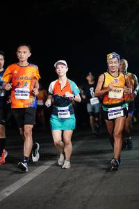 BIB: 425, 42486, 45671, 40043
                            <button type="button" onclick="openModal(7901569)" class="btn btn-primary btn-sm float-right btn-popup" data-toggle="modal" data-target=".modal-high-quality">
                        <i class="fas fa-shopping-cart"></i> Add to Cart
                    </button>
                                            <button type="button" onclick="isThisMe(7901569, true)" class="btn btn-success btn-sm float-right btn-popup btn-isme hidden" data-toggle="tooltip" data-placement="bottom" title="นี่คือรูปของคุณใช่ไหม คลิกที่นี่เพื่อเอาเข้าอัลบั้ม">
                        <i class="fas fa-plus"></i> Add to album
                    </button>
                    <button type="button" onclick="isThisMe(7901569, false)" class="btn btn-warning btn-sm float-right btn-popup btn-isnotme hidden">
                        <i class="fas fa-ban"></i> Remove from album
                    </button>