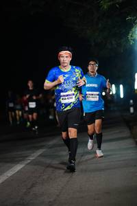 BIB: 4211, 468
                            <button type="button" onclick="openModal(7926950)" class="btn btn-primary btn-sm float-right btn-popup" data-toggle="modal" data-target=".modal-high-quality">
                        <i class="fas fa-shopping-cart"></i> Add to Cart
                    </button>
                                            <button type="button" onclick="isThisMe(7926950, true)" class="btn btn-success btn-sm float-right btn-popup btn-isme hidden" data-toggle="tooltip" data-placement="bottom" title="นี่คือรูปของคุณใช่ไหม คลิกที่นี่เพื่อเอาเข้าอัลบั้ม">
                        <i class="fas fa-plus"></i> Add to album
                    </button>
                    <button type="button" onclick="isThisMe(7926950, false)" class="btn btn-warning btn-sm float-right btn-popup btn-isnotme hidden">
                        <i class="fas fa-ban"></i> Remove from album
                    </button>