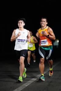 BIB: 40918, 41882
                            <button type="button" onclick="openModal(7783371)" class="btn btn-primary btn-sm float-right btn-popup" data-toggle="modal" data-target=".modal-high-quality">
                        <i class="fas fa-shopping-cart"></i> Add to Cart
                    </button>
                                            <button type="button" onclick="isThisMe(7783371, true)" class="btn btn-success btn-sm float-right btn-popup btn-isme hidden" data-toggle="tooltip" data-placement="bottom" title="นี่คือรูปของคุณใช่ไหม คลิกที่นี่เพื่อเอาเข้าอัลบั้ม">
                        <i class="fas fa-plus"></i> Add to album
                    </button>
                    <button type="button" onclick="isThisMe(7783371, false)" class="btn btn-warning btn-sm float-right btn-popup btn-isnotme hidden">
                        <i class="fas fa-ban"></i> Remove from album
                    </button>