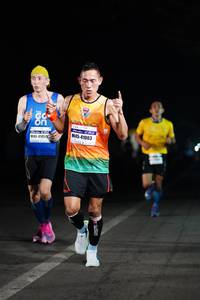 BIB: 41003, 4105
                            <button type="button" onclick="openModal(7785247)" class="btn btn-primary btn-sm float-right btn-popup" data-toggle="modal" data-target=".modal-high-quality">
                        <i class="fas fa-shopping-cart"></i> Add to Cart
                    </button>
                                            <button type="button" onclick="isThisMe(7785247, true)" class="btn btn-success btn-sm float-right btn-popup btn-isme hidden" data-toggle="tooltip" data-placement="bottom" title="นี่คือรูปของคุณใช่ไหม คลิกที่นี่เพื่อเอาเข้าอัลบั้ม">
                        <i class="fas fa-plus"></i> Add to album
                    </button>
                    <button type="button" onclick="isThisMe(7785247, false)" class="btn btn-warning btn-sm float-right btn-popup btn-isnotme hidden">
                        <i class="fas fa-ban"></i> Remove from album
                    </button>