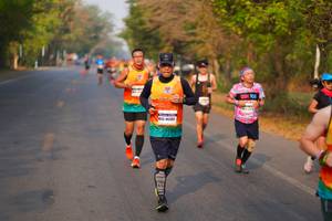 BIB: 105, 46383
                            <button type="button" onclick="openModal(8899276)" class="btn btn-primary btn-sm float-right btn-popup" data-toggle="modal" data-target=".modal-high-quality">
                        <i class="fas fa-shopping-cart"></i> Add to Cart
                    </button>
                                            <button type="button" onclick="isThisMe(8899276, true)" class="btn btn-success btn-sm float-right btn-popup btn-isme hidden" data-toggle="tooltip" data-placement="bottom" title="นี่คือรูปของคุณใช่ไหม คลิกที่นี่เพื่อเอาเข้าอัลบั้ม">
                        <i class="fas fa-plus"></i> Add to album
                    </button>
                    <button type="button" onclick="isThisMe(8899276, false)" class="btn btn-warning btn-sm float-right btn-popup btn-isnotme hidden">
                        <i class="fas fa-ban"></i> Remove from album
                    </button>