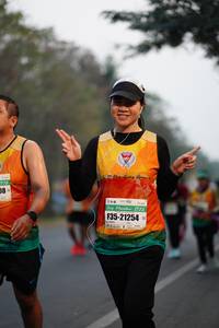BIB: 21254
                            <button type="button" onclick="openModal(8173846)" class="btn btn-primary btn-sm float-right btn-popup" data-toggle="modal" data-target=".modal-high-quality">
                        <i class="fas fa-shopping-cart"></i> Add to Cart
                    </button>
                                            <button type="button" onclick="isThisMe(8173846, true)" class="btn btn-success btn-sm float-right btn-popup btn-isme hidden" data-toggle="tooltip" data-placement="bottom" title="นี่คือรูปของคุณใช่ไหม คลิกที่นี่เพื่อเอาเข้าอัลบั้ม">
                        <i class="fas fa-plus"></i> Add to album
                    </button>
                    <button type="button" onclick="isThisMe(8173846, false)" class="btn btn-warning btn-sm float-right btn-popup btn-isnotme hidden">
                        <i class="fas fa-ban"></i> Remove from album
                    </button>