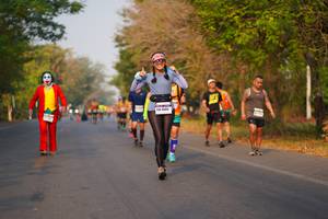 BIB: 4543
                            <button type="button" onclick="openModal(8900343)" class="btn btn-primary btn-sm float-right btn-popup" data-toggle="modal" data-target=".modal-high-quality">
                        <i class="fas fa-shopping-cart"></i> Add to Cart
                    </button>
                                            <button type="button" onclick="isThisMe(8900343, true)" class="btn btn-success btn-sm float-right btn-popup btn-isme hidden" data-toggle="tooltip" data-placement="bottom" title="นี่คือรูปของคุณใช่ไหม คลิกที่นี่เพื่อเอาเข้าอัลบั้ม">
                        <i class="fas fa-plus"></i> Add to album
                    </button>
                    <button type="button" onclick="isThisMe(8900343, false)" class="btn btn-warning btn-sm float-right btn-popup btn-isnotme hidden">
                        <i class="fas fa-ban"></i> Remove from album
                    </button>