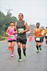 BIB: 200, 20293
                            <button type="button" onclick="openModal(8949172)" class="btn btn-primary btn-sm float-right btn-popup" data-toggle="modal" data-target=".modal-high-quality">
                        <i class="fas fa-shopping-cart"></i> Add to Cart
                    </button>
                                            <button type="button" onclick="isThisMe(8949172, true)" class="btn btn-success btn-sm float-right btn-popup btn-isme hidden" data-toggle="tooltip" data-placement="bottom" title="นี่คือรูปของคุณใช่ไหม คลิกที่นี่เพื่อเอาเข้าอัลบั้ม">
                        <i class="fas fa-plus"></i> Add to album
                    </button>
                    <button type="button" onclick="isThisMe(8949172, false)" class="btn btn-warning btn-sm float-right btn-popup btn-isnotme hidden">
                        <i class="fas fa-ban"></i> Remove from album
                    </button>