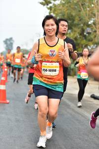 BIB: 16998
                            <button type="button" onclick="openModal(8913342)" class="btn btn-primary btn-sm float-right btn-popup" data-toggle="modal" data-target=".modal-high-quality">
                        <i class="fas fa-shopping-cart"></i> Add to Cart
                    </button>
                                            <button type="button" onclick="isThisMe(8913342, true)" class="btn btn-success btn-sm float-right btn-popup btn-isme hidden" data-toggle="tooltip" data-placement="bottom" title="นี่คือรูปของคุณใช่ไหม คลิกที่นี่เพื่อเอาเข้าอัลบั้ม">
                        <i class="fas fa-plus"></i> Add to album
                    </button>
                    <button type="button" onclick="isThisMe(8913342, false)" class="btn btn-warning btn-sm float-right btn-popup btn-isnotme hidden">
                        <i class="fas fa-ban"></i> Remove from album
                    </button>