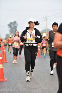 BIB: 11321
                            <button type="button" onclick="openModal(9018777)" class="btn btn-primary btn-sm float-right btn-popup" data-toggle="modal" data-target=".modal-high-quality">
                        <i class="fas fa-shopping-cart"></i> Add to Cart
                    </button>
                                            <button type="button" onclick="isThisMe(9018777, true)" class="btn btn-success btn-sm float-right btn-popup btn-isme hidden" data-toggle="tooltip" data-placement="bottom" title="นี่คือรูปของคุณใช่ไหม คลิกที่นี่เพื่อเอาเข้าอัลบั้ม">
                        <i class="fas fa-plus"></i> Add to album
                    </button>
                    <button type="button" onclick="isThisMe(9018777, false)" class="btn btn-warning btn-sm float-right btn-popup btn-isnotme hidden">
                        <i class="fas fa-ban"></i> Remove from album
                    </button>