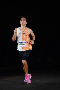 BIB: 41090
                            <button type="button" onclick="openModal(8831815)" class="btn btn-primary btn-sm float-right btn-popup" data-toggle="modal" data-target=".modal-high-quality">
                        <i class="fas fa-shopping-cart"></i> Add to Cart
                    </button>
                                            <button type="button" onclick="isThisMe(8831815, true)" class="btn btn-success btn-sm float-right btn-popup btn-isme hidden" data-toggle="tooltip" data-placement="bottom" title="นี่คือรูปของคุณใช่ไหม คลิกที่นี่เพื่อเอาเข้าอัลบั้ม">
                        <i class="fas fa-plus"></i> Add to album
                    </button>
                    <button type="button" onclick="isThisMe(8831815, false)" class="btn btn-warning btn-sm float-right btn-popup btn-isnotme hidden">
                        <i class="fas fa-ban"></i> Remove from album
                    </button>