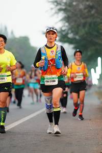 BIB: 2011, 21180
                            <button type="button" onclick="openModal(8636137)" class="btn btn-primary btn-sm float-right btn-popup" data-toggle="modal" data-target=".modal-high-quality">
                        <i class="fas fa-shopping-cart"></i> Add to Cart
                    </button>
                                            <button type="button" onclick="isThisMe(8636137, true)" class="btn btn-success btn-sm float-right btn-popup btn-isme hidden" data-toggle="tooltip" data-placement="bottom" title="นี่คือรูปของคุณใช่ไหม คลิกที่นี่เพื่อเอาเข้าอัลบั้ม">
                        <i class="fas fa-plus"></i> Add to album
                    </button>
                    <button type="button" onclick="isThisMe(8636137, false)" class="btn btn-warning btn-sm float-right btn-popup btn-isnotme hidden">
                        <i class="fas fa-ban"></i> Remove from album
                    </button>