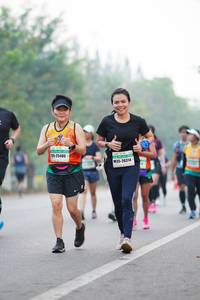 BIB: 25486, 26314
                            <button type="button" onclick="openModal(8725644)" class="btn btn-primary btn-sm float-right btn-popup" data-toggle="modal" data-target=".modal-high-quality">
                        <i class="fas fa-shopping-cart"></i> Add to Cart
                    </button>
                                            <button type="button" onclick="isThisMe(8725644, true)" class="btn btn-success btn-sm float-right btn-popup btn-isme hidden" data-toggle="tooltip" data-placement="bottom" title="นี่คือรูปของคุณใช่ไหม คลิกที่นี่เพื่อเอาเข้าอัลบั้ม">
                        <i class="fas fa-plus"></i> Add to album
                    </button>
                    <button type="button" onclick="isThisMe(8725644, false)" class="btn btn-warning btn-sm float-right btn-popup btn-isnotme hidden">
                        <i class="fas fa-ban"></i> Remove from album
                    </button>
