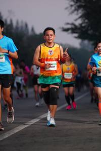 BIB: 551, 26254
                            <button type="button" onclick="openModal(8572848)" class="btn btn-primary btn-sm float-right btn-popup" data-toggle="modal" data-target=".modal-high-quality">
                        <i class="fas fa-shopping-cart"></i> Add to Cart
                    </button>
                                            <button type="button" onclick="isThisMe(8572848, true)" class="btn btn-success btn-sm float-right btn-popup btn-isme hidden" data-toggle="tooltip" data-placement="bottom" title="นี่คือรูปของคุณใช่ไหม คลิกที่นี่เพื่อเอาเข้าอัลบั้ม">
                        <i class="fas fa-plus"></i> Add to album
                    </button>
                    <button type="button" onclick="isThisMe(8572848, false)" class="btn btn-warning btn-sm float-right btn-popup btn-isnotme hidden">
                        <i class="fas fa-ban"></i> Remove from album
                    </button>