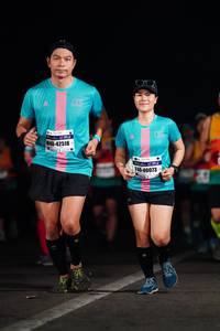 BIB: 42518, 40073
                            <button type="button" onclick="openModal(8917296)" class="btn btn-primary btn-sm float-right btn-popup" data-toggle="modal" data-target=".modal-high-quality">
                        <i class="fas fa-shopping-cart"></i> Add to Cart
                    </button>
                                            <button type="button" onclick="isThisMe(8917296, true)" class="btn btn-success btn-sm float-right btn-popup btn-isme hidden" data-toggle="tooltip" data-placement="bottom" title="นี่คือรูปของคุณใช่ไหม คลิกที่นี่เพื่อเอาเข้าอัลบั้ม">
                        <i class="fas fa-plus"></i> Add to album
                    </button>
                    <button type="button" onclick="isThisMe(8917296, false)" class="btn btn-warning btn-sm float-right btn-popup btn-isnotme hidden">
                        <i class="fas fa-ban"></i> Remove from album
                    </button>