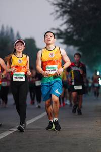 BIB: 21300, 20222
                            <button type="button" onclick="openModal(8585650)" class="btn btn-primary btn-sm float-right btn-popup" data-toggle="modal" data-target=".modal-high-quality">
                        <i class="fas fa-shopping-cart"></i> Add to Cart
                    </button>
                                            <button type="button" onclick="isThisMe(8585650, true)" class="btn btn-success btn-sm float-right btn-popup btn-isme hidden" data-toggle="tooltip" data-placement="bottom" title="นี่คือรูปของคุณใช่ไหม คลิกที่นี่เพื่อเอาเข้าอัลบั้ม">
                        <i class="fas fa-plus"></i> Add to album
                    </button>
                    <button type="button" onclick="isThisMe(8585650, false)" class="btn btn-warning btn-sm float-right btn-popup btn-isnotme hidden">
                        <i class="fas fa-ban"></i> Remove from album
                    </button>