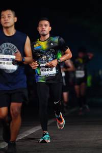 BIB: 18410, 42147
                            <button type="button" onclick="openModal(8859147)" class="btn btn-primary btn-sm float-right btn-popup" data-toggle="modal" data-target=".modal-high-quality">
                        <i class="fas fa-shopping-cart"></i> Add to Cart
                    </button>
                                            <button type="button" onclick="isThisMe(8859147, true)" class="btn btn-success btn-sm float-right btn-popup btn-isme hidden" data-toggle="tooltip" data-placement="bottom" title="นี่คือรูปของคุณใช่ไหม คลิกที่นี่เพื่อเอาเข้าอัลบั้ม">
                        <i class="fas fa-plus"></i> Add to album
                    </button>
                    <button type="button" onclick="isThisMe(8859147, false)" class="btn btn-warning btn-sm float-right btn-popup btn-isnotme hidden">
                        <i class="fas fa-ban"></i> Remove from album
                    </button>