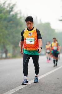 BIB: 28154
                            <button type="button" onclick="openModal(9309231)" class="btn btn-primary btn-sm float-right btn-popup" data-toggle="modal" data-target=".modal-high-quality">
                        <i class="fas fa-shopping-cart"></i> Add to Cart
                    </button>
                                            <button type="button" onclick="isThisMe(9309231, true)" class="btn btn-success btn-sm float-right btn-popup btn-isme hidden" data-toggle="tooltip" data-placement="bottom" title="นี่คือรูปของคุณใช่ไหม คลิกที่นี่เพื่อเอาเข้าอัลบั้ม">
                        <i class="fas fa-plus"></i> Add to album
                    </button>
                    <button type="button" onclick="isThisMe(9309231, false)" class="btn btn-warning btn-sm float-right btn-popup btn-isnotme hidden">
                        <i class="fas fa-ban"></i> Remove from album
                    </button>