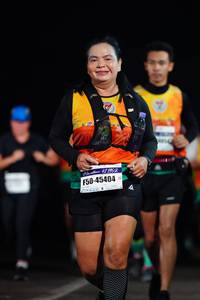 BIB: 42195, 45404
                            <button type="button" onclick="openModal(8954479)" class="btn btn-primary btn-sm float-right btn-popup" data-toggle="modal" data-target=".modal-high-quality">
                        <i class="fas fa-shopping-cart"></i> Add to Cart
                    </button>
                                            <button type="button" onclick="isThisMe(8954479, true)" class="btn btn-success btn-sm float-right btn-popup btn-isme hidden" data-toggle="tooltip" data-placement="bottom" title="นี่คือรูปของคุณใช่ไหม คลิกที่นี่เพื่อเอาเข้าอัลบั้ม">
                        <i class="fas fa-plus"></i> Add to album
                    </button>
                    <button type="button" onclick="isThisMe(8954479, false)" class="btn btn-warning btn-sm float-right btn-popup btn-isnotme hidden">
                        <i class="fas fa-ban"></i> Remove from album
                    </button>
