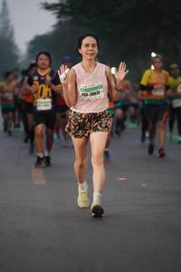 BIB: 20635
                            <button type="button" onclick="openModal(9032116)" class="btn btn-primary btn-sm float-right btn-popup" data-toggle="modal" data-target=".modal-high-quality">
                        <i class="fas fa-shopping-cart"></i> Add to Cart
                    </button>
                                            <button type="button" onclick="isThisMe(9032116, true)" class="btn btn-success btn-sm float-right btn-popup btn-isme hidden" data-toggle="tooltip" data-placement="bottom" title="นี่คือรูปของคุณใช่ไหม คลิกที่นี่เพื่อเอาเข้าอัลบั้ม">
                        <i class="fas fa-plus"></i> Add to album
                    </button>
                    <button type="button" onclick="isThisMe(9032116, false)" class="btn btn-warning btn-sm float-right btn-popup btn-isnotme hidden">
                        <i class="fas fa-ban"></i> Remove from album
                    </button>