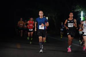 BIB: 412
                            <button type="button" onclick="openModal(8359350)" class="btn btn-primary btn-sm float-right btn-popup" data-toggle="modal" data-target=".modal-high-quality">
                        <i class="fas fa-shopping-cart"></i> Add to Cart
                    </button>
                                            <button type="button" onclick="isThisMe(8359350, true)" class="btn btn-success btn-sm float-right btn-popup btn-isme hidden" data-toggle="tooltip" data-placement="bottom" title="นี่คือรูปของคุณใช่ไหม คลิกที่นี่เพื่อเอาเข้าอัลบั้ม">
                        <i class="fas fa-plus"></i> Add to album
                    </button>
                    <button type="button" onclick="isThisMe(8359350, false)" class="btn btn-warning btn-sm float-right btn-popup btn-isnotme hidden">
                        <i class="fas fa-ban"></i> Remove from album
                    </button>