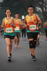 BIB: 21941, 20231
                            <button type="button" onclick="openModal(9037178)" class="btn btn-primary btn-sm float-right btn-popup" data-toggle="modal" data-target=".modal-high-quality">
                        <i class="fas fa-shopping-cart"></i> Add to Cart
                    </button>
                                            <button type="button" onclick="isThisMe(9037178, true)" class="btn btn-success btn-sm float-right btn-popup btn-isme hidden" data-toggle="tooltip" data-placement="bottom" title="นี่คือรูปของคุณใช่ไหม คลิกที่นี่เพื่อเอาเข้าอัลบั้ม">
                        <i class="fas fa-plus"></i> Add to album
                    </button>
                    <button type="button" onclick="isThisMe(9037178, false)" class="btn btn-warning btn-sm float-right btn-popup btn-isnotme hidden">
                        <i class="fas fa-ban"></i> Remove from album
                    </button>