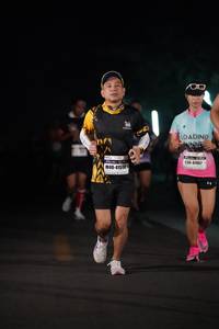 BIB: 467, 41514
                            <button type="button" onclick="openModal(8385037)" class="btn btn-primary btn-sm float-right btn-popup" data-toggle="modal" data-target=".modal-high-quality">
                        <i class="fas fa-shopping-cart"></i> Add to Cart
                    </button>
                                            <button type="button" onclick="isThisMe(8385037, true)" class="btn btn-success btn-sm float-right btn-popup btn-isme hidden" data-toggle="tooltip" data-placement="bottom" title="นี่คือรูปของคุณใช่ไหม คลิกที่นี่เพื่อเอาเข้าอัลบั้ม">
                        <i class="fas fa-plus"></i> Add to album
                    </button>
                    <button type="button" onclick="isThisMe(8385037, false)" class="btn btn-warning btn-sm float-right btn-popup btn-isnotme hidden">
                        <i class="fas fa-ban"></i> Remove from album
                    </button>