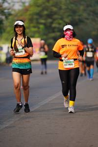 BIB: 0919, 21828
                            <button type="button" onclick="openModal(8344062)" class="btn btn-primary btn-sm float-right btn-popup" data-toggle="modal" data-target=".modal-high-quality">
                        <i class="fas fa-shopping-cart"></i> Add to Cart
                    </button>
                                            <button type="button" onclick="isThisMe(8344062, true)" class="btn btn-success btn-sm float-right btn-popup btn-isme hidden" data-toggle="tooltip" data-placement="bottom" title="นี่คือรูปของคุณใช่ไหม คลิกที่นี่เพื่อเอาเข้าอัลบั้ม">
                        <i class="fas fa-plus"></i> Add to album
                    </button>
                    <button type="button" onclick="isThisMe(8344062, false)" class="btn btn-warning btn-sm float-right btn-popup btn-isnotme hidden">
                        <i class="fas fa-ban"></i> Remove from album
                    </button>