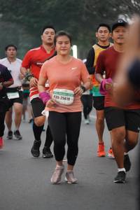 BIB: 25619
                            <button type="button" onclick="openModal(9047072)" class="btn btn-primary btn-sm float-right btn-popup" data-toggle="modal" data-target=".modal-high-quality">
                        <i class="fas fa-shopping-cart"></i> Add to Cart
                    </button>
                                            <button type="button" onclick="isThisMe(9047072, true)" class="btn btn-success btn-sm float-right btn-popup btn-isme hidden" data-toggle="tooltip" data-placement="bottom" title="นี่คือรูปของคุณใช่ไหม คลิกที่นี่เพื่อเอาเข้าอัลบั้ม">
                        <i class="fas fa-plus"></i> Add to album
                    </button>
                    <button type="button" onclick="isThisMe(9047072, false)" class="btn btn-warning btn-sm float-right btn-popup btn-isnotme hidden">
                        <i class="fas fa-ban"></i> Remove from album
                    </button>