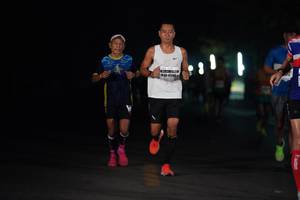 BIB: 41704
                            <button type="button" onclick="openModal(8360092)" class="btn btn-primary btn-sm float-right btn-popup" data-toggle="modal" data-target=".modal-high-quality">
                        <i class="fas fa-shopping-cart"></i> Add to Cart
                    </button>
                                            <button type="button" onclick="isThisMe(8360092, true)" class="btn btn-success btn-sm float-right btn-popup btn-isme hidden" data-toggle="tooltip" data-placement="bottom" title="นี่คือรูปของคุณใช่ไหม คลิกที่นี่เพื่อเอาเข้าอัลบั้ม">
                        <i class="fas fa-plus"></i> Add to album
                    </button>
                    <button type="button" onclick="isThisMe(8360092, false)" class="btn btn-warning btn-sm float-right btn-popup btn-isnotme hidden">
                        <i class="fas fa-ban"></i> Remove from album
                    </button>