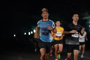 BIB: 4594
                            <button type="button" onclick="openModal(8350332)" class="btn btn-primary btn-sm float-right btn-popup" data-toggle="modal" data-target=".modal-high-quality">
                        <i class="fas fa-shopping-cart"></i> Add to Cart
                    </button>
                                            <button type="button" onclick="isThisMe(8350332, true)" class="btn btn-success btn-sm float-right btn-popup btn-isme hidden" data-toggle="tooltip" data-placement="bottom" title="นี่คือรูปของคุณใช่ไหม คลิกที่นี่เพื่อเอาเข้าอัลบั้ม">
                        <i class="fas fa-plus"></i> Add to album
                    </button>
                    <button type="button" onclick="isThisMe(8350332, false)" class="btn btn-warning btn-sm float-right btn-popup btn-isnotme hidden">
                        <i class="fas fa-ban"></i> Remove from album
                    </button>