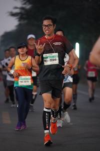 BIB: 22319, 20175
                            <button type="button" onclick="openModal(8573049)" class="btn btn-primary btn-sm float-right btn-popup" data-toggle="modal" data-target=".modal-high-quality">
                        <i class="fas fa-shopping-cart"></i> Add to Cart
                    </button>
                                            <button type="button" onclick="isThisMe(8573049, true)" class="btn btn-success btn-sm float-right btn-popup btn-isme hidden" data-toggle="tooltip" data-placement="bottom" title="นี่คือรูปของคุณใช่ไหม คลิกที่นี่เพื่อเอาเข้าอัลบั้ม">
                        <i class="fas fa-plus"></i> Add to album
                    </button>
                    <button type="button" onclick="isThisMe(8573049, false)" class="btn btn-warning btn-sm float-right btn-popup btn-isnotme hidden">
                        <i class="fas fa-ban"></i> Remove from album
                    </button>