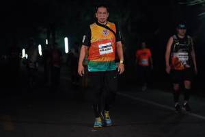 BIB: 43083
                            <button type="button" onclick="openModal(8442992)" class="btn btn-primary btn-sm float-right btn-popup" data-toggle="modal" data-target=".modal-high-quality">
                        <i class="fas fa-shopping-cart"></i> Add to Cart
                    </button>
                                            <button type="button" onclick="isThisMe(8442992, true)" class="btn btn-success btn-sm float-right btn-popup btn-isme hidden" data-toggle="tooltip" data-placement="bottom" title="นี่คือรูปของคุณใช่ไหม คลิกที่นี่เพื่อเอาเข้าอัลบั้ม">
                        <i class="fas fa-plus"></i> Add to album
                    </button>
                    <button type="button" onclick="isThisMe(8442992, false)" class="btn btn-warning btn-sm float-right btn-popup btn-isnotme hidden">
                        <i class="fas fa-ban"></i> Remove from album
                    </button>
