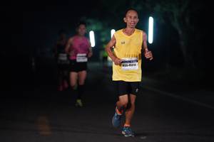 BIB: 46018
                            <button type="button" onclick="openModal(8343117)" class="btn btn-primary btn-sm float-right btn-popup" data-toggle="modal" data-target=".modal-high-quality">
                        <i class="fas fa-shopping-cart"></i> Add to Cart
                    </button>
                                            <button type="button" onclick="isThisMe(8343117, true)" class="btn btn-success btn-sm float-right btn-popup btn-isme hidden" data-toggle="tooltip" data-placement="bottom" title="นี่คือรูปของคุณใช่ไหม คลิกที่นี่เพื่อเอาเข้าอัลบั้ม">
                        <i class="fas fa-plus"></i> Add to album
                    </button>
                    <button type="button" onclick="isThisMe(8343117, false)" class="btn btn-warning btn-sm float-right btn-popup btn-isnotme hidden">
                        <i class="fas fa-ban"></i> Remove from album
                    </button>