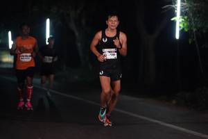 BIB: 1240
                            <button type="button" onclick="openModal(8349351)" class="btn btn-primary btn-sm float-right btn-popup" data-toggle="modal" data-target=".modal-high-quality">
                        <i class="fas fa-shopping-cart"></i> Add to Cart
                    </button>
                                            <button type="button" onclick="isThisMe(8349351, true)" class="btn btn-success btn-sm float-right btn-popup btn-isme hidden" data-toggle="tooltip" data-placement="bottom" title="นี่คือรูปของคุณใช่ไหม คลิกที่นี่เพื่อเอาเข้าอัลบั้ม">
                        <i class="fas fa-plus"></i> Add to album
                    </button>
                    <button type="button" onclick="isThisMe(8349351, false)" class="btn btn-warning btn-sm float-right btn-popup btn-isnotme hidden">
                        <i class="fas fa-ban"></i> Remove from album
                    </button>