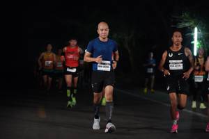 BIB: 428, 40412
                            <button type="button" onclick="openModal(8359383)" class="btn btn-primary btn-sm float-right btn-popup" data-toggle="modal" data-target=".modal-high-quality">
                        <i class="fas fa-shopping-cart"></i> Add to Cart
                    </button>
                                            <button type="button" onclick="isThisMe(8359383, true)" class="btn btn-success btn-sm float-right btn-popup btn-isme hidden" data-toggle="tooltip" data-placement="bottom" title="นี่คือรูปของคุณใช่ไหม คลิกที่นี่เพื่อเอาเข้าอัลบั้ม">
                        <i class="fas fa-plus"></i> Add to album
                    </button>
                    <button type="button" onclick="isThisMe(8359383, false)" class="btn btn-warning btn-sm float-right btn-popup btn-isnotme hidden">
                        <i class="fas fa-ban"></i> Remove from album
                    </button>