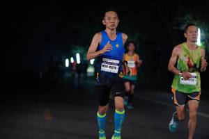 BIB: 45278
                            <button type="button" onclick="openModal(8344417)" class="btn btn-primary btn-sm float-right btn-popup" data-toggle="modal" data-target=".modal-high-quality">
                        <i class="fas fa-shopping-cart"></i> Add to Cart
                    </button>
                                            <button type="button" onclick="isThisMe(8344417, true)" class="btn btn-success btn-sm float-right btn-popup btn-isme hidden" data-toggle="tooltip" data-placement="bottom" title="นี่คือรูปของคุณใช่ไหม คลิกที่นี่เพื่อเอาเข้าอัลบั้ม">
                        <i class="fas fa-plus"></i> Add to album
                    </button>
                    <button type="button" onclick="isThisMe(8344417, false)" class="btn btn-warning btn-sm float-right btn-popup btn-isnotme hidden">
                        <i class="fas fa-ban"></i> Remove from album
                    </button>