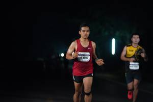 BIB: 40142
                            <button type="button" onclick="openModal(8355399)" class="btn btn-primary btn-sm float-right btn-popup" data-toggle="modal" data-target=".modal-high-quality">
                        <i class="fas fa-shopping-cart"></i> Add to Cart
                    </button>
                                            <button type="button" onclick="isThisMe(8355399, true)" class="btn btn-success btn-sm float-right btn-popup btn-isme hidden" data-toggle="tooltip" data-placement="bottom" title="นี่คือรูปของคุณใช่ไหม คลิกที่นี่เพื่อเอาเข้าอัลบั้ม">
                        <i class="fas fa-plus"></i> Add to album
                    </button>
                    <button type="button" onclick="isThisMe(8355399, false)" class="btn btn-warning btn-sm float-right btn-popup btn-isnotme hidden">
                        <i class="fas fa-ban"></i> Remove from album
                    </button>