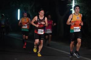 BIB: 4001, 40185
                            <button type="button" onclick="openModal(8359675)" class="btn btn-primary btn-sm float-right btn-popup" data-toggle="modal" data-target=".modal-high-quality">
                        <i class="fas fa-shopping-cart"></i> Add to Cart
                    </button>
                                            <button type="button" onclick="isThisMe(8359675, true)" class="btn btn-success btn-sm float-right btn-popup btn-isme hidden" data-toggle="tooltip" data-placement="bottom" title="นี่คือรูปของคุณใช่ไหม คลิกที่นี่เพื่อเอาเข้าอัลบั้ม">
                        <i class="fas fa-plus"></i> Add to album
                    </button>
                    <button type="button" onclick="isThisMe(8359675, false)" class="btn btn-warning btn-sm float-right btn-popup btn-isnotme hidden">
                        <i class="fas fa-ban"></i> Remove from album
                    </button>