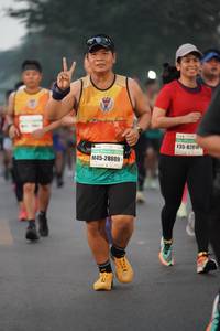 BIB: 82018, 28089
                            <button type="button" onclick="openModal(9039635)" class="btn btn-primary btn-sm float-right btn-popup" data-toggle="modal" data-target=".modal-high-quality">
                        <i class="fas fa-shopping-cart"></i> Add to Cart
                    </button>
                                            <button type="button" onclick="isThisMe(9039635, true)" class="btn btn-success btn-sm float-right btn-popup btn-isme hidden" data-toggle="tooltip" data-placement="bottom" title="นี่คือรูปของคุณใช่ไหม คลิกที่นี่เพื่อเอาเข้าอัลบั้ม">
                        <i class="fas fa-plus"></i> Add to album
                    </button>
                    <button type="button" onclick="isThisMe(9039635, false)" class="btn btn-warning btn-sm float-right btn-popup btn-isnotme hidden">
                        <i class="fas fa-ban"></i> Remove from album
                    </button>