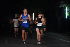 BIB: 46131, 45228
                            <button type="button" onclick="openModal(8358927)" class="btn btn-primary btn-sm float-right btn-popup" data-toggle="modal" data-target=".modal-high-quality">
                        <i class="fas fa-shopping-cart"></i> Add to Cart
                    </button>
                                            <button type="button" onclick="isThisMe(8358927, true)" class="btn btn-success btn-sm float-right btn-popup btn-isme hidden" data-toggle="tooltip" data-placement="bottom" title="นี่คือรูปของคุณใช่ไหม คลิกที่นี่เพื่อเอาเข้าอัลบั้ม">
                        <i class="fas fa-plus"></i> Add to album
                    </button>
                    <button type="button" onclick="isThisMe(8358927, false)" class="btn btn-warning btn-sm float-right btn-popup btn-isnotme hidden">
                        <i class="fas fa-ban"></i> Remove from album
                    </button>