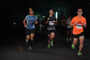 BIB: 4594
                            <button type="button" onclick="openModal(8349999)" class="btn btn-primary btn-sm float-right btn-popup" data-toggle="modal" data-target=".modal-high-quality">
                        <i class="fas fa-shopping-cart"></i> Add to Cart
                    </button>
                                            <button type="button" onclick="isThisMe(8349999, true)" class="btn btn-success btn-sm float-right btn-popup btn-isme hidden" data-toggle="tooltip" data-placement="bottom" title="นี่คือรูปของคุณใช่ไหม คลิกที่นี่เพื่อเอาเข้าอัลบั้ม">
                        <i class="fas fa-plus"></i> Add to album
                    </button>
                    <button type="button" onclick="isThisMe(8349999, false)" class="btn btn-warning btn-sm float-right btn-popup btn-isnotme hidden">
                        <i class="fas fa-ban"></i> Remove from album
                    </button>