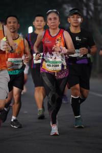 BIB: 320, 21451, 21309
                            <button type="button" onclick="openModal(8574850)" class="btn btn-primary btn-sm float-right btn-popup" data-toggle="modal" data-target=".modal-high-quality">
                        <i class="fas fa-shopping-cart"></i> Add to Cart
                    </button>
                                            <button type="button" onclick="isThisMe(8574850, true)" class="btn btn-success btn-sm float-right btn-popup btn-isme hidden" data-toggle="tooltip" data-placement="bottom" title="นี่คือรูปของคุณใช่ไหม คลิกที่นี่เพื่อเอาเข้าอัลบั้ม">
                        <i class="fas fa-plus"></i> Add to album
                    </button>
                    <button type="button" onclick="isThisMe(8574850, false)" class="btn btn-warning btn-sm float-right btn-popup btn-isnotme hidden">
                        <i class="fas fa-ban"></i> Remove from album
                    </button>