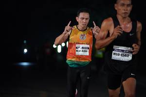 BIB: 45412, 40864
                            <button type="button" onclick="openModal(8351617)" class="btn btn-primary btn-sm float-right btn-popup" data-toggle="modal" data-target=".modal-high-quality">
                        <i class="fas fa-shopping-cart"></i> Add to Cart
                    </button>
                                            <button type="button" onclick="isThisMe(8351617, true)" class="btn btn-success btn-sm float-right btn-popup btn-isme hidden" data-toggle="tooltip" data-placement="bottom" title="นี่คือรูปของคุณใช่ไหม คลิกที่นี่เพื่อเอาเข้าอัลบั้ม">
                        <i class="fas fa-plus"></i> Add to album
                    </button>
                    <button type="button" onclick="isThisMe(8351617, false)" class="btn btn-warning btn-sm float-right btn-popup btn-isnotme hidden">
                        <i class="fas fa-ban"></i> Remove from album
                    </button>