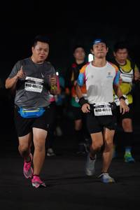 BIB: 48455, 4812
                            <button type="button" onclick="openModal(8534555)" class="btn btn-primary btn-sm float-right btn-popup" data-toggle="modal" data-target=".modal-high-quality">
                        <i class="fas fa-shopping-cart"></i> Add to Cart
                    </button>
                                            <button type="button" onclick="isThisMe(8534555, true)" class="btn btn-success btn-sm float-right btn-popup btn-isme hidden" data-toggle="tooltip" data-placement="bottom" title="นี่คือรูปของคุณใช่ไหม คลิกที่นี่เพื่อเอาเข้าอัลบั้ม">
                        <i class="fas fa-plus"></i> Add to album
                    </button>
                    <button type="button" onclick="isThisMe(8534555, false)" class="btn btn-warning btn-sm float-right btn-popup btn-isnotme hidden">
                        <i class="fas fa-ban"></i> Remove from album
                    </button>