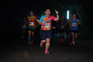 BIB: 408
                            <button type="button" onclick="openModal(8359879)" class="btn btn-primary btn-sm float-right btn-popup" data-toggle="modal" data-target=".modal-high-quality">
                        <i class="fas fa-shopping-cart"></i> Add to Cart
                    </button>
                                            <button type="button" onclick="isThisMe(8359879, true)" class="btn btn-success btn-sm float-right btn-popup btn-isme hidden" data-toggle="tooltip" data-placement="bottom" title="นี่คือรูปของคุณใช่ไหม คลิกที่นี่เพื่อเอาเข้าอัลบั้ม">
                        <i class="fas fa-plus"></i> Add to album
                    </button>
                    <button type="button" onclick="isThisMe(8359879, false)" class="btn btn-warning btn-sm float-right btn-popup btn-isnotme hidden">
                        <i class="fas fa-ban"></i> Remove from album
                    </button>