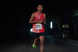 BIB: 46860
                            <button type="button" onclick="openModal(8336729)" class="btn btn-primary btn-sm float-right btn-popup" data-toggle="modal" data-target=".modal-high-quality">
                        <i class="fas fa-shopping-cart"></i> Add to Cart
                    </button>
                                            <button type="button" onclick="isThisMe(8336729, true)" class="btn btn-success btn-sm float-right btn-popup btn-isme hidden" data-toggle="tooltip" data-placement="bottom" title="นี่คือรูปของคุณใช่ไหม คลิกที่นี่เพื่อเอาเข้าอัลบั้ม">
                        <i class="fas fa-plus"></i> Add to album
                    </button>
                    <button type="button" onclick="isThisMe(8336729, false)" class="btn btn-warning btn-sm float-right btn-popup btn-isnotme hidden">
                        <i class="fas fa-ban"></i> Remove from album
                    </button>