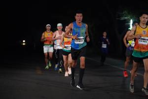 BIB: 40529
                            <button type="button" onclick="openModal(8353349)" class="btn btn-primary btn-sm float-right btn-popup" data-toggle="modal" data-target=".modal-high-quality">
                        <i class="fas fa-shopping-cart"></i> Add to Cart
                    </button>
                                            <button type="button" onclick="isThisMe(8353349, true)" class="btn btn-success btn-sm float-right btn-popup btn-isme hidden" data-toggle="tooltip" data-placement="bottom" title="นี่คือรูปของคุณใช่ไหม คลิกที่นี่เพื่อเอาเข้าอัลบั้ม">
                        <i class="fas fa-plus"></i> Add to album
                    </button>
                    <button type="button" onclick="isThisMe(8353349, false)" class="btn btn-warning btn-sm float-right btn-popup btn-isnotme hidden">
                        <i class="fas fa-ban"></i> Remove from album
                    </button>